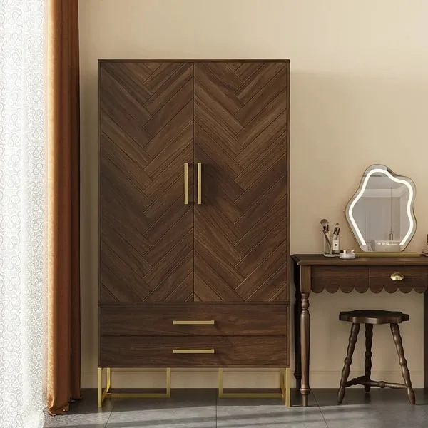 Gucci Elegant wardrobe Natural wood