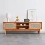 Sunbury TV table