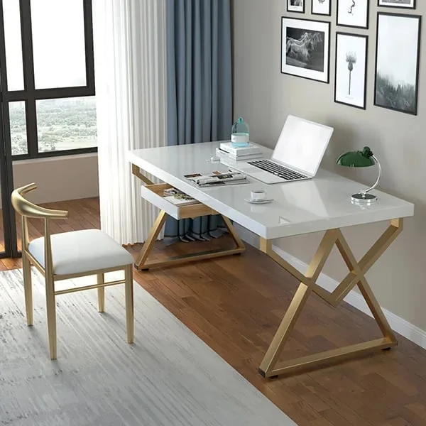 Axo – Natural Wood Desk with Drawer