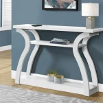 Bella console table with a modern design