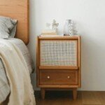 طاولة غرفة نوم راتان اڤيلو - 2 درج